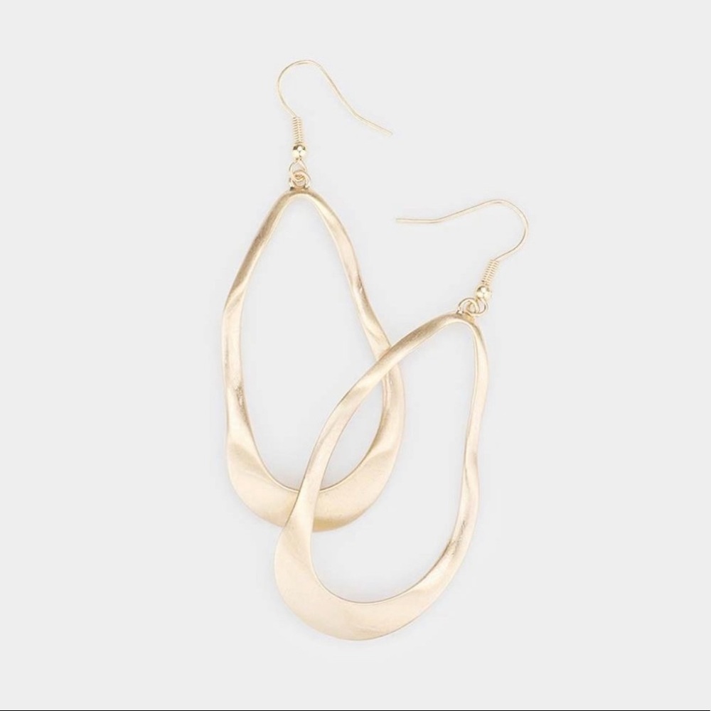 Wavy Metal Teardrop Earrings